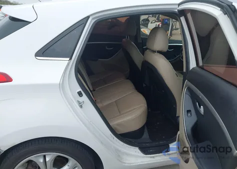 2014 Hyundai Elantra Gt z USA, uszkodzony, nr VIN KMHD35LHXEU212522